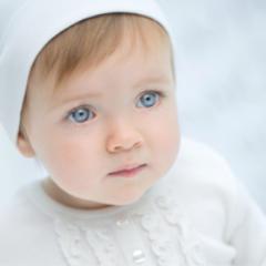 Cri Cri recrea a su alrededor un mundo dulce y cómodo, romántico y divertido, de colores y sensaciones armoniosas