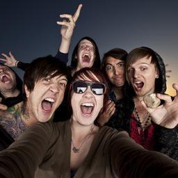 r0ckneverdies's profile picture. 