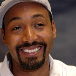 Fan Page dedicated to Jesse L. Martin. Feel free to follow if you're a fan! :D