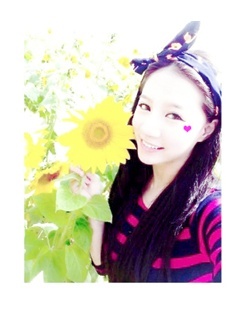 ' I'm just bot ' Sunny Lin do you know? ☺ | สาวสวยรายงานตัวไม่ต้องต่อแถวไม่ต้องหล่อไม่ต้องสวยขอแค่รวย #ห๊ะ! คุยได้หมดค่าอารมณ์ตามใจตอบ(?) ☆