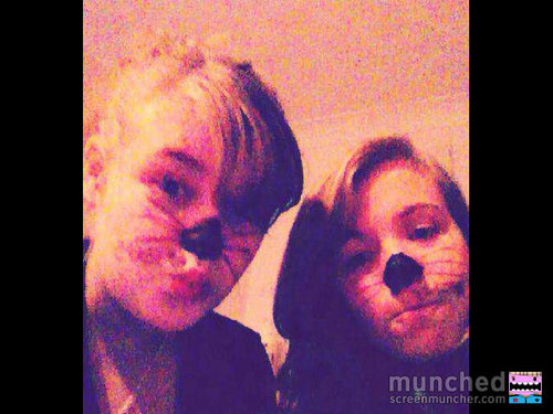 TiaWoodman001's profile picture. I love Black Veil Brides,Falling In Reverse,Sleeping With Sirens, Guns'N'Roses, Bon Jovi,Queen and many more ☺♥♬