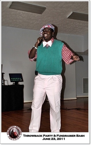 ticky332's profile picture. 