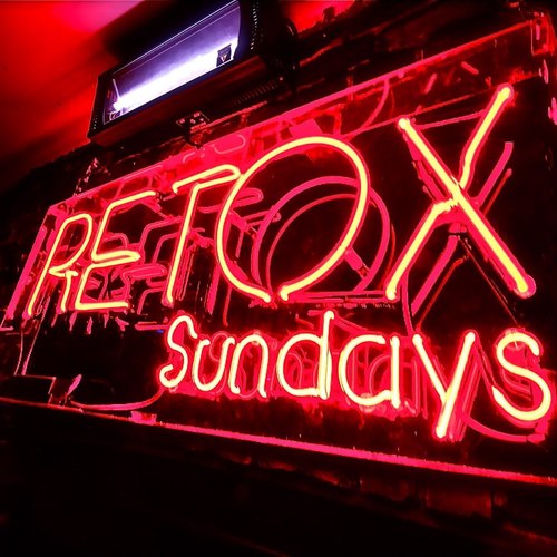 Sunday raving at its very best! 
Intimate underground house party based in Kent, making musical memories for the sunday soldiers..