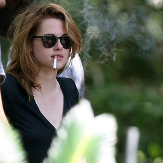 wiwitlalanist's profile picture. Perselingkuhan terjadi bukan karna niat pelaku nya tapi ϑĭ  karnakan si korban masih LAKU