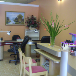 KingGeorgeNails's profile picture. We are a local family own nails salon with over 10 years experience. We are dedicated to serve our clients like royalty as they are loyal to us.