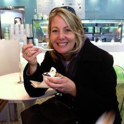 ame_hart's profile picture. Love teaching English to high school students from all corners of the 🌎!