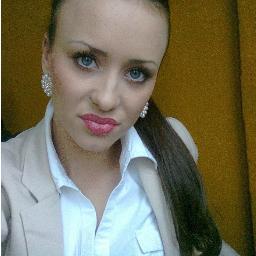 Life is nice,when we dream!
I'm a barbie girl, in the barbie world ^_^  
http://t.co/SunFJstlCj 

SRBIJA :)