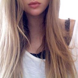 TheModernBitch_'s profile picture. Young, wild, free, and always down to party.