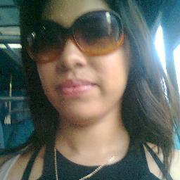 feliz gracias Dios por cada dia q me regalas... TE AMO!!!!