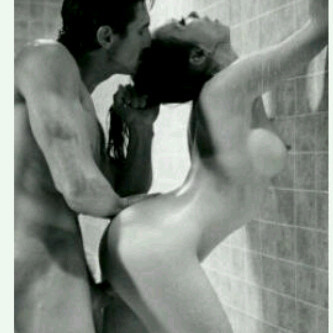En sombras.. Esperandote.. Buscandote... Sintiendote...