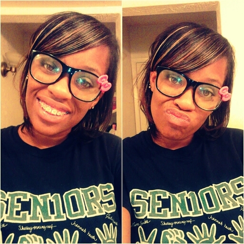 #SiNGlE,#20 YRS Y0UNG,iM A GREAT M0THER T0 MY S0N, #BlESSED,&&THANKiNG THA MAN AB0VE F0R EVERYTHiNG DAT HE HAS DNE F0R ME..iCANT && W0NT C0MPlAiN :)