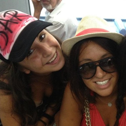 SarahBenros's profile picture. « Les folies sont les seules choses qu’on ne regrette jamais.  »
Wilde