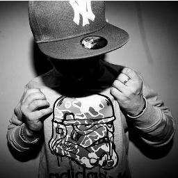 Fuck Friends I need More Enemies
Atleast they admit they dont like me ((o)) ((o))