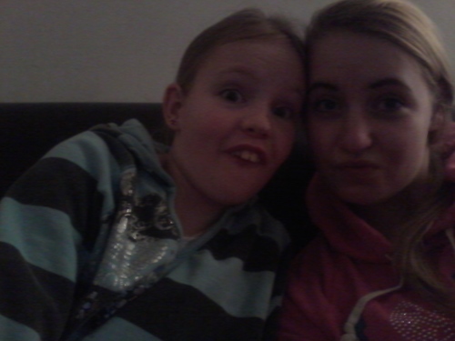 ik heb een pony choco~ nio ik hou van jouuu xxx@daphnee15 ;)  lief nichtjee xxx @julielovesyouxx