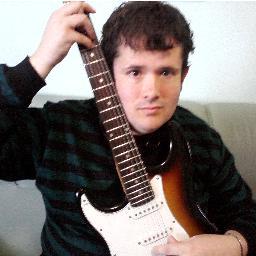 RaphaelPiovesan's profile picture. Poet, Psychology, Scriptwriter, composer, musiscian. I Play Guitar. I wanna friends and a true love. Welcome.