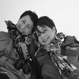Mother, wife, sister, auntie, daughter, friend and nurse. Love my family, my friends, comedy, life, music and my job!