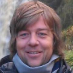 Father of two wonderful daughters. Trainer, entrepreneur, networker & a thoroughly nice chap!
