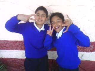 estudio en la escuela josefa ortiz de dominguez soy gran admirador de mago de oz y de la wwe