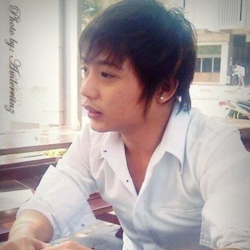 32Emeie's profile picture. 