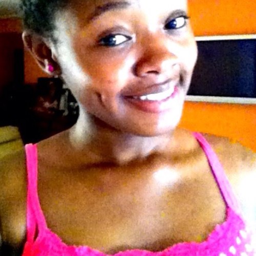- Ne remets jamais a demain ce que tu peux faire aujourdhui .. Tu peux tres bien me Follow aujourdhui so ... ♥