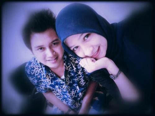 I love Allah and my family :*