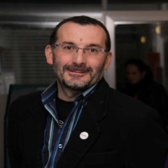 LockktvGilberte's profile picture. Una cosa es lo que yosoy, otra lo que quiero llegar a ser y otra loque los demás creen que soy.