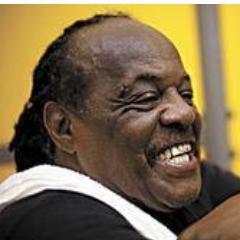 BumblebeeBoxing's profile picture. Follow us on Facebook at bumblebeeboxingclub
Keep your hands up and your stingers sharp!!!