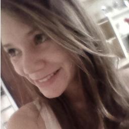 Sorria e acene ,mané ! (: