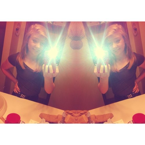 Follow me , ill follow back ♥