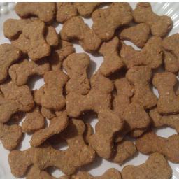 Our handmade all organic puppy treats are made to order, customizable and all natural! Organigoodies is sure to satisfy your fur baby!