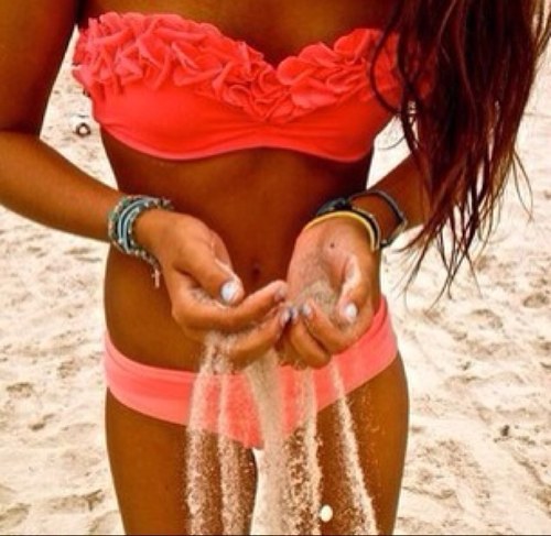 Brunettes do it better. Young. Fittie. Started this account 2.22.13