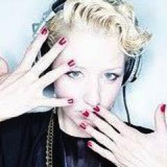 MissJuneD's profile picture. Owner and Curator of White Dove American Vintage. 
DJ, Yoginni and lover of all things green!