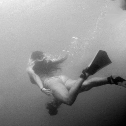 Passionate photographer that are obsessed with capturing people madly in love. We also infatuated with light and nature and ocean.