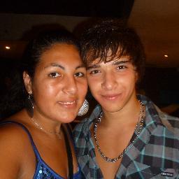 serranista :D
amo a j alvarez ♥