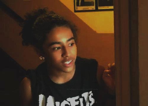 THIS PAGE DOES NOT CONNECT TO MB IT'S MY PERSONAL PAGE  #PRINCE WAS HERE