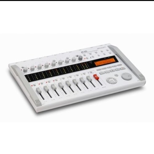 A new recording studio in Fife. Owned and controlled by DJ Jinxy a.k.a Geoff Murray