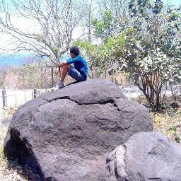 Esteban390's profile picture. underouth