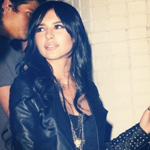 RebelAngelV's profile picture. Parents wanted a perfect little angel. They got me. @GarageBandKing_ is my herione, my drug, my addiction. 18+ #BurnsvilleOCRP