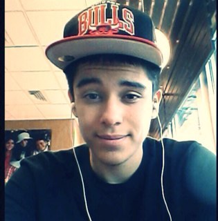 that_guy_Jon's profile picture. you seem lost follow me?(: