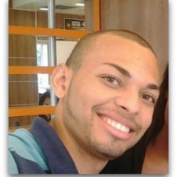 Libriano, 20 anos,  personalidade forte, sonhador, motivado pelo desconhecido,  provocador. Como qualquer um vivo na vibe que eu mesmo escolhi.