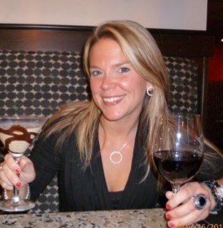 miss_eli79's profile picture. Lâcher prise, c'est ne plus vouloir changer autrui et, au lieu de cela, choisir de consacrer son temps à donner le meilleur de soi-même.