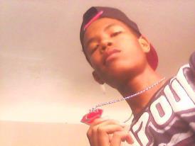 Hello ^_^ , JUNIORS , Baketball player , Michealinian and Rapper :)