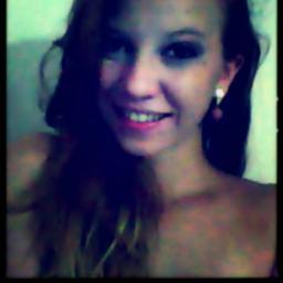 Eu tô cansado de sofrer
Quero dançar, sentir calor
E poder só olhar o universo em torno de você
Brilhando em vida, sorrindo à toa
Só vibrando, amor e paz =D