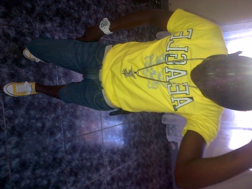 BrownDevar318's profile picture. follow mi & mention for a follow back !!! pin:2a2c1755