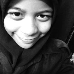 ezirachejepp's profile picture. hi ! i 'm ira . . instagram ? dont have . . .
facebook ? eira che jeff XD 
follow me ? ill follow u back :)