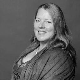Passionate Marketing- & Communications professional. Student of life. Love human interaction, pleasing scents, beauty, yoga & complementary medicine.