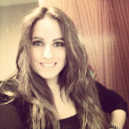 Verocanoalvarez's profile picture. Madrileña, optimista y estudiante de Derecho y Adminitración y Dirección de Empresas