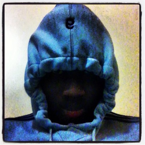 MrTweet35's profile picture. I play ball, go to school and chill