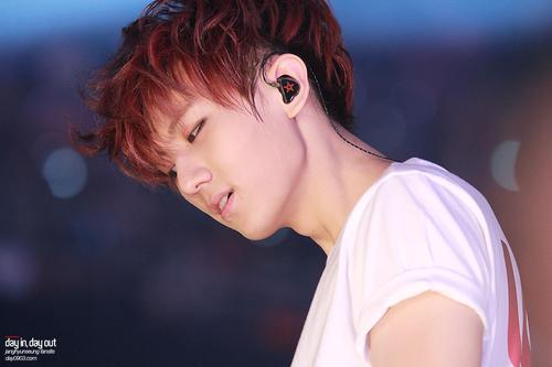 หวัดดีเราชื่อเชอรี่ อายุ 15 ปี เป็น B2UTY ที่รักฮยอนซึงมากกกกกกกกก จิ้น!จุนซึง ฟอลมาฟอลกลับน่ะคะ ไม่หยิ่ง ทักได้ค่าา ^0^!!