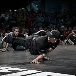 berdykulov1's profile picture. 